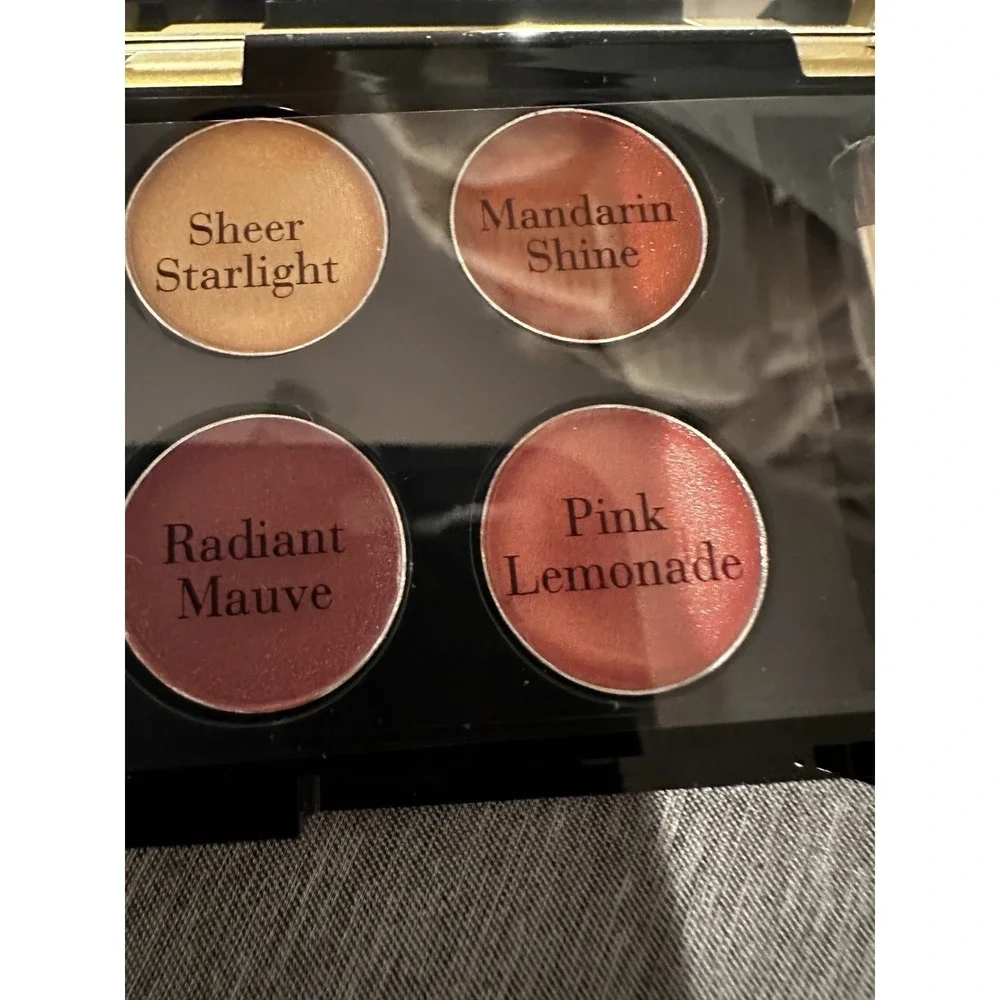 Elizabeth Arden Lipstick - 4 shades/brush - Lip Gloss Quad‎ Palatte